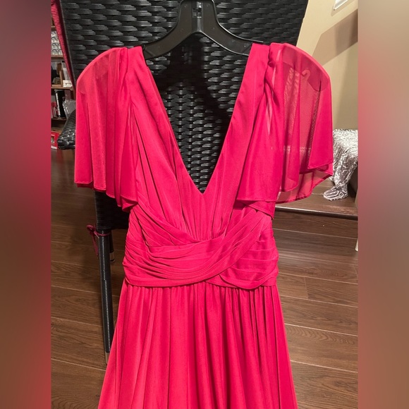 David’s Bridal bridesmaid dress - Picture 1 of 5